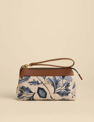 Emma Wristlet In Serpentine