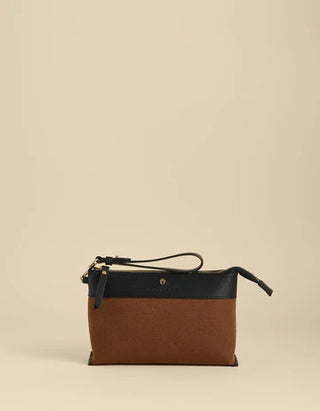 Sable Polly Wristlet In Toffee/Black
