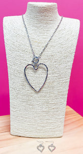 Hearts of Fire Necklace Set in Silver