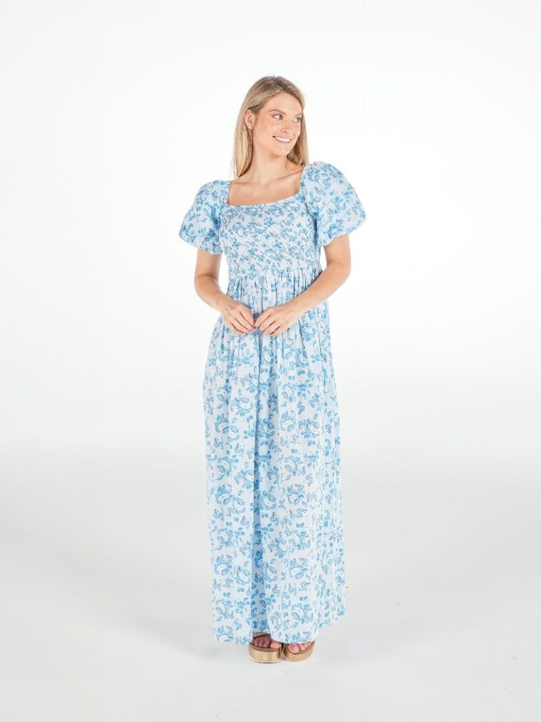 Say Less Dress In Blue Flower – Mermaid Cove