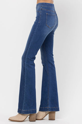 Jelly Classic Mid Rise Pull On Flare Jeans In Dark Denim