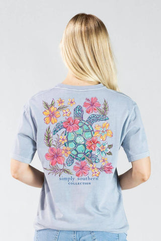 Flower Turtle Short Sleeve T-Shirt in Ashen