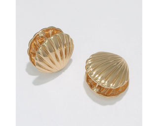 Scallop Huggie Earrings