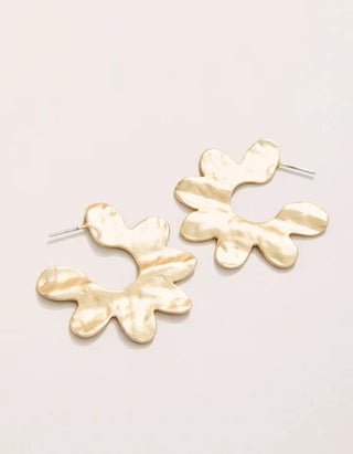 Kai Flower Hoop Earrings in Gold