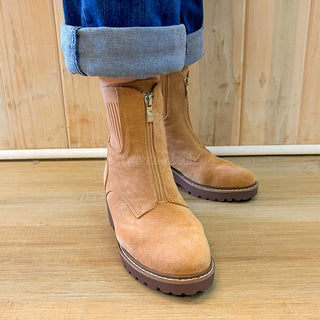 Boo Boot in Camel Suede