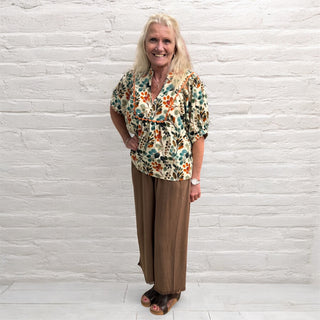 Botanist's Paradise Top In Ecru
