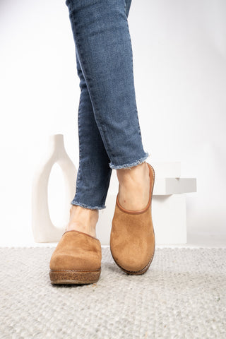Corky's Better Half Wedge Mule in Tobacco