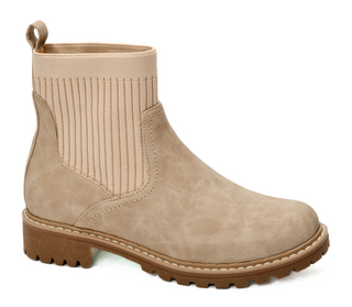 Corkys Cabin Fever Boots In Camel