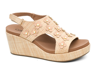 Corkys Carley Wedge In Raffia Flower