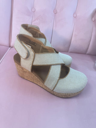 Corkys Case Closed Wedge Sandals In Caramel Smooth