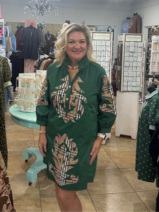 Detail Darling Dress In Hunter Green