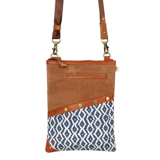 Carry On Crossbody Bag in Blue Breeze