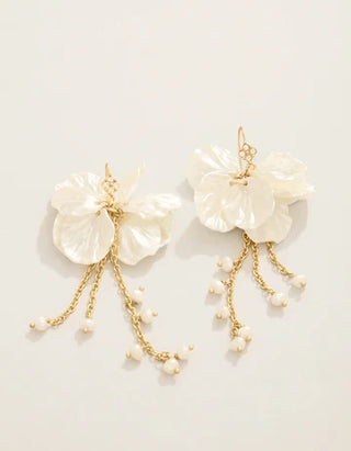 Corolla Dangle Earrings in Pearl