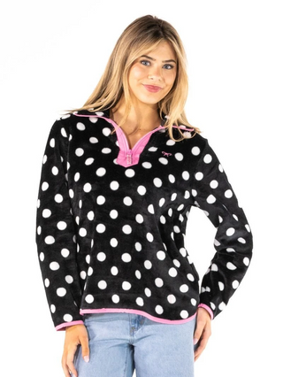 Fun Outlook Pullover In Black