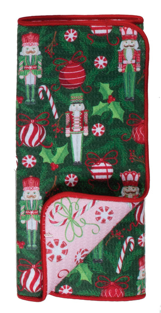 Merry Nutcrackers Drying Mat