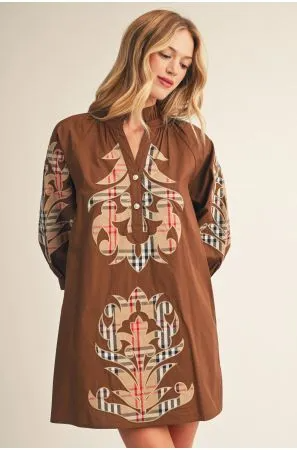 Detail Darling Dress in Brown