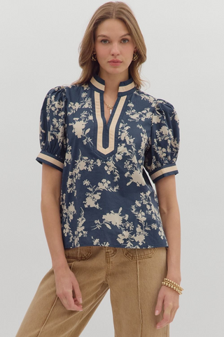 Market Strolls Top In Midnight