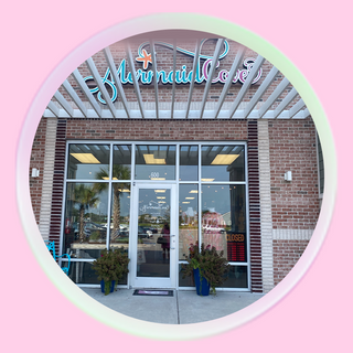 Exterior view of Mermaid Cove Boutique location 