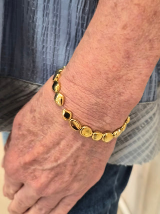 Refined Edges Stretch Bracelet