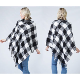Buffalo Plaid w/Fringe Poncho - White/Black