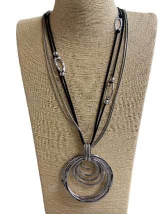 Hammered Circle Multi Layer Necklace in Black & Silver