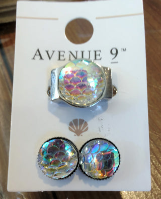 Mermaid Scale Ring and Earring Set in Irredescant