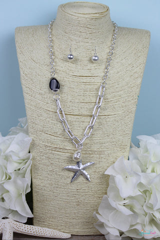 Mix of Stones Starfish Pendant Necklace and Earring Set