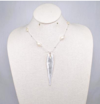 Pearl and Heart Brushed Chain Necklace