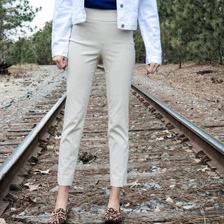 Super Stretch Solid Pants in Oatmeal